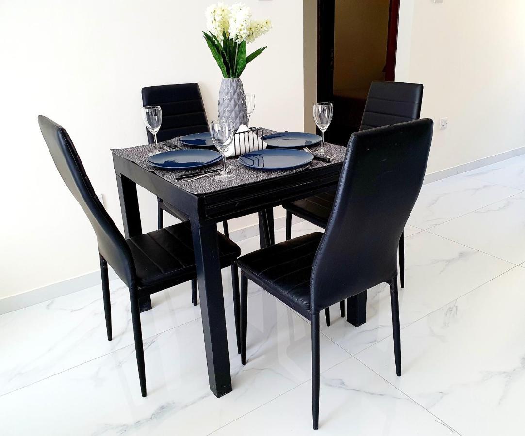 2 Bedroom Cozy Apartment Near Tourist Area, 200M From Sea Paphos Kültér fotó